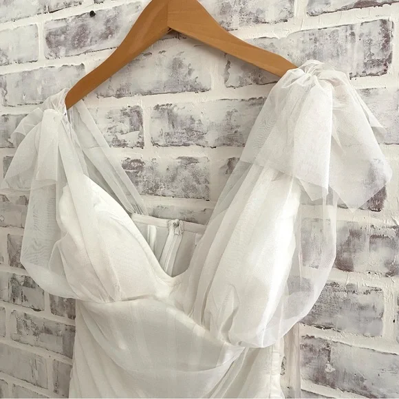 Missguided • Ivory Mesh Tie Shoulder Corset Mini Dress • Sweetheart Neckline - Picture 7 of 14